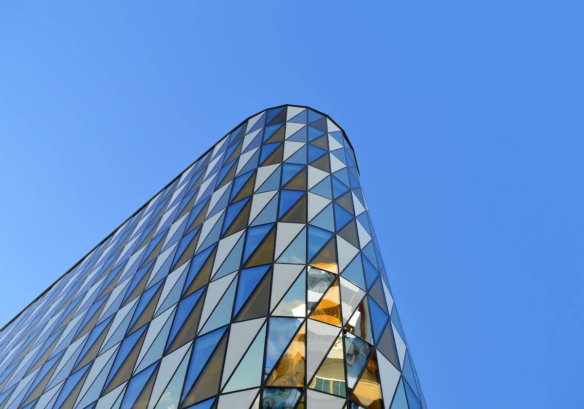 米切尔27分锡安26+5 骑士主场大胜鹈鹕